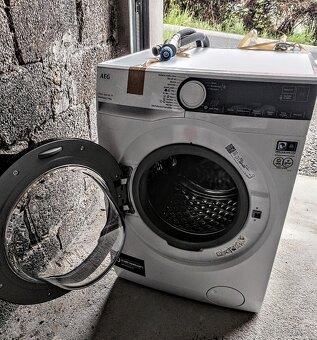 Zánovní pračka TOP stav Zn. AEG 7000 ProSteam v záruce - 7