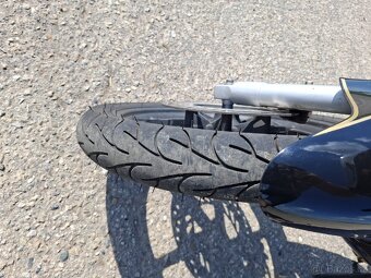 Honda CBR 125R - 7