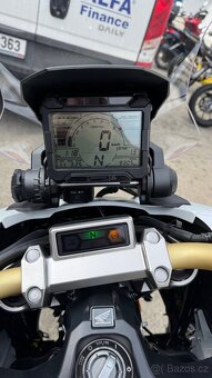 Honda X-ADV Malý nájezd a krásný stav - 7