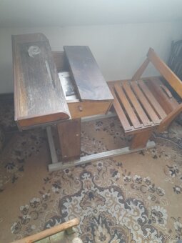 Stará školní lavice - 7