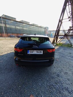 Jaguár F-Pace 2.0 132kW, NM, Automat, 2. Majitel - 7