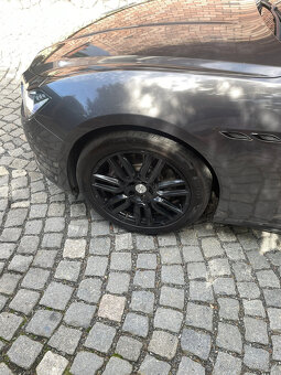 Maserati Ghibli 3.0 V6 benzín 350PS - 7