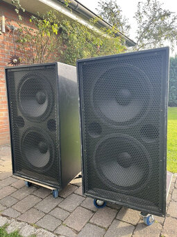 2 kusy subwooferů Meyer Sound PSW2 Podobné jako D&B Audiotec - 7