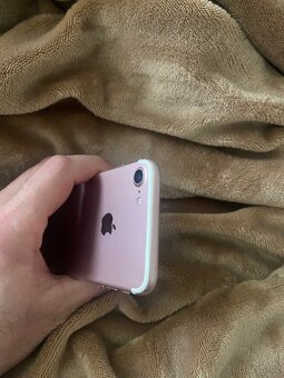 IPhone 7 - 7