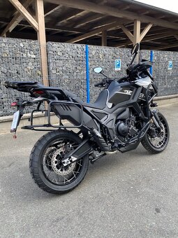 Zontes 703 Frontier černá - 7