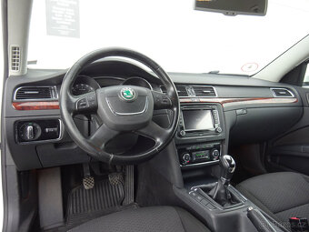 Škoda Superb, 2.0 TDi - 7