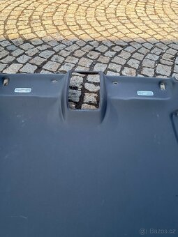 Audi A8 8T Coupe černá stropnice,sloupky,clony - 7