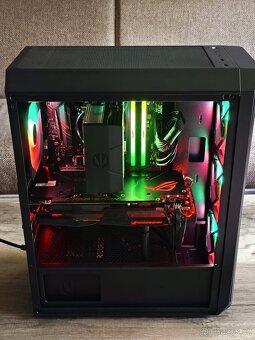 Herní PC / i5-8400 / ROG STRIX 5700 XT / 16GB DDR4 / Win 11 - 7