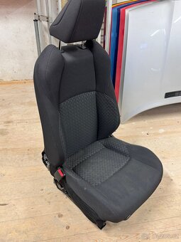 Toyota CHR, kompletní přední i zadní sedačky - 7