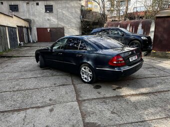 Mercedes-Benz w211 e320 - 7