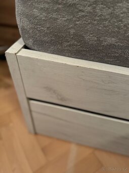 Postel jednolůžko bílá se vzorem dřeva se šuplíkem - 7