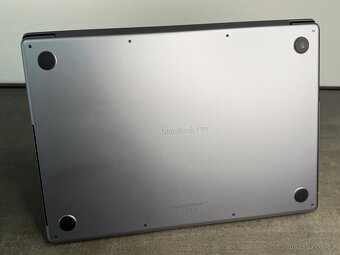 MacBook Pro 16'' 2021 / M1 Pro / 16GB / 512GB SSD - DPH - 7