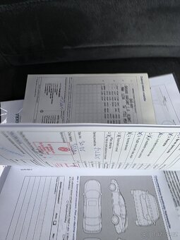 Volkswagen Golf 1.6 TDI TZ - 7