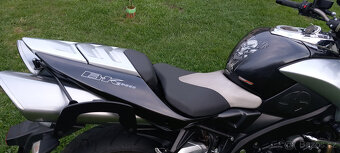 Prodám motocykl Suzuki GSX 1300 B-King - 7