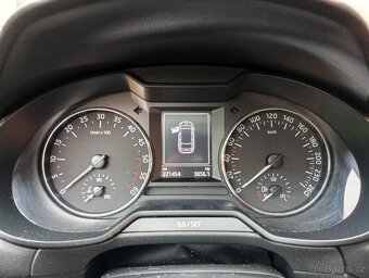 Prodám Škoda Octavia III 1.6 TDI 77kW, r. 2015 - 7