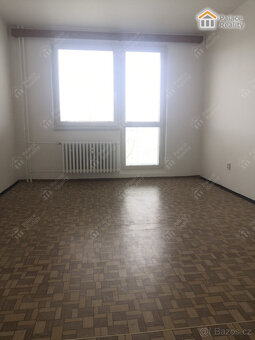 Prostorný byt 3+1 s lodžií - Náchod, ul. Bílá - 7