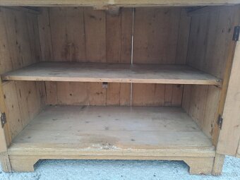 babiččin kredenc na chalupu - 7