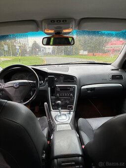 Volvo S60 2.4i (103 kW) – bez koroze, nová STK, motoricky vý - 7