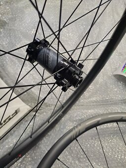 NOVÉ nepoužité karbonové kola FSA Gradient i29 WideR Carbon - 7