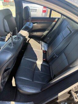 Mercedes Benz w221 S320 - 7