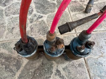 díly na automobil Wartburg - 7