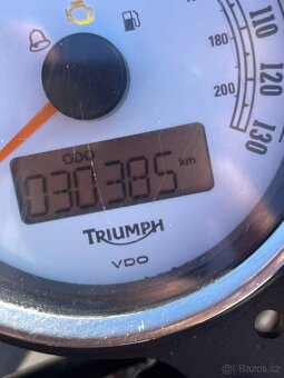 Triumph Thruxton - 7