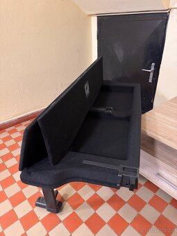 V klasse - Originální přepážka do kufru - 7