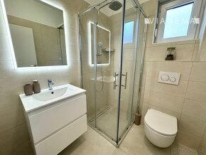 Zariadený 3-izbový apartmán s parkovaním, Vila Ugljan - 7