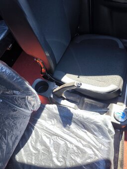 Elektroauto bez řidičáku - 7