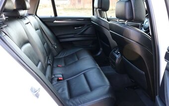 BMW Seria 5 520d F11 Touring Luxury Line - 7