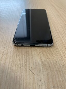 Samsung galaxy s10e - 7