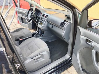 PRODÁM KRÁSNÝ VŮZ WV TOURAN FACELIFT 1.9 TDI 77KW BEZ KOROZE - 7