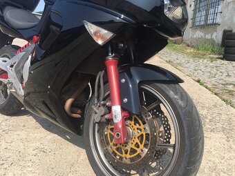 Kawasaki ER6-f - 7