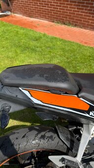 KTM Duke 125 – po lehké nehodě, pojízdná - 7