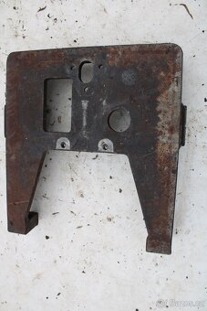 Zetor 7245 7745 ukt vana nad přední nápravu ocelová - 7