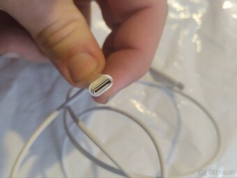 Prodávám nabíječku - 7