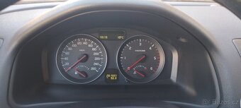 Prodám Volvo V50 1.6D - 7