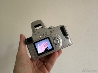 Panasonic Lumix DMC FZ20 Stříbrný - 7