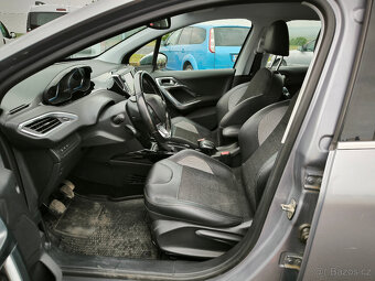 Peugeot 2008 1,2i - 7