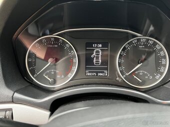 Škoda Octavia 2 1.6 TDi elegance - 7