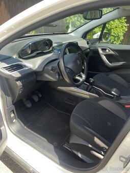 Peugeot 2008 1,6hdi - 7