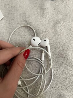 iPhone XR 64gb - 7