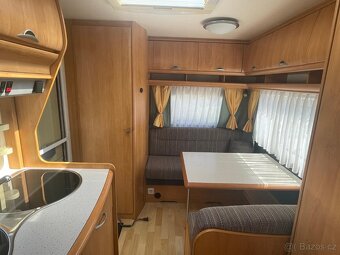 PRODÁNO Hobby Excellent 400, 4 osoby, bojler, pevná postel - 7