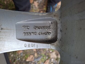 Zimní set 225/50 R17 XL.  VW Alltrack - 7