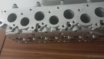 Hlava motoru Kia,Hyundai 2,5 TD 4D56 Nová - 7