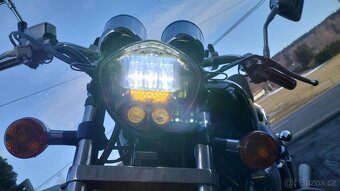 Honda Magna 750 - 7