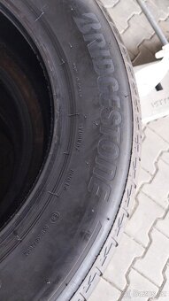 Prodám 4 x letní pneu Bridgestone 205/60/16 - 7