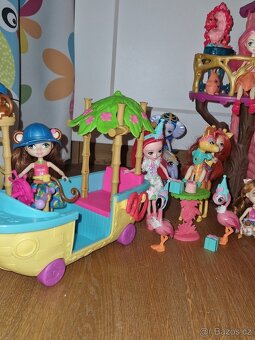 Enchantimals jelení dům + panenky + loď - 7