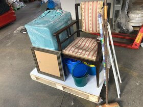 Historická čalounená židle - 7