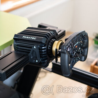 Závodní cockpit na míru - 7